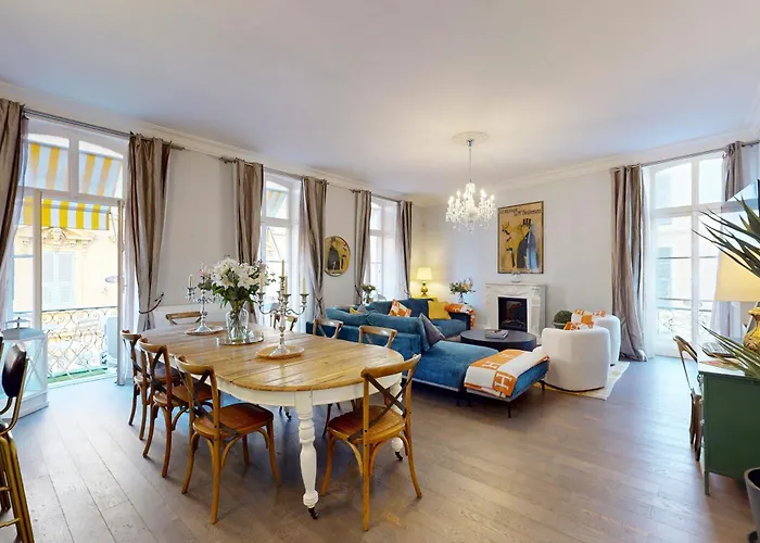 Silver Five Stars House Ницца